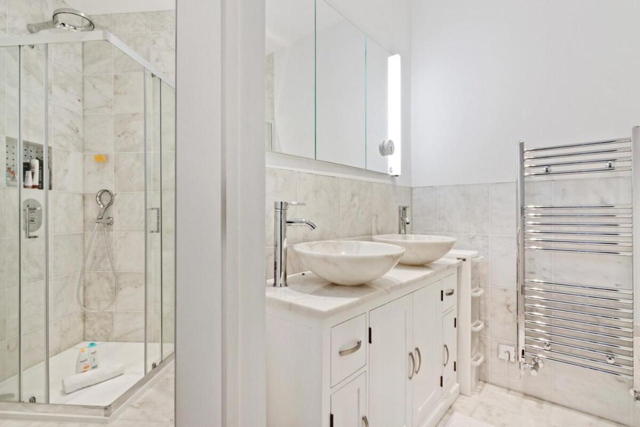 Lovely Newly-renovated 3 Bedroom In Fulham Appartamento *